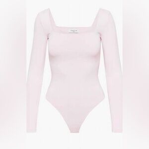 Aritzia Contour Long Sleeve Bodysuit in Dusty Pink